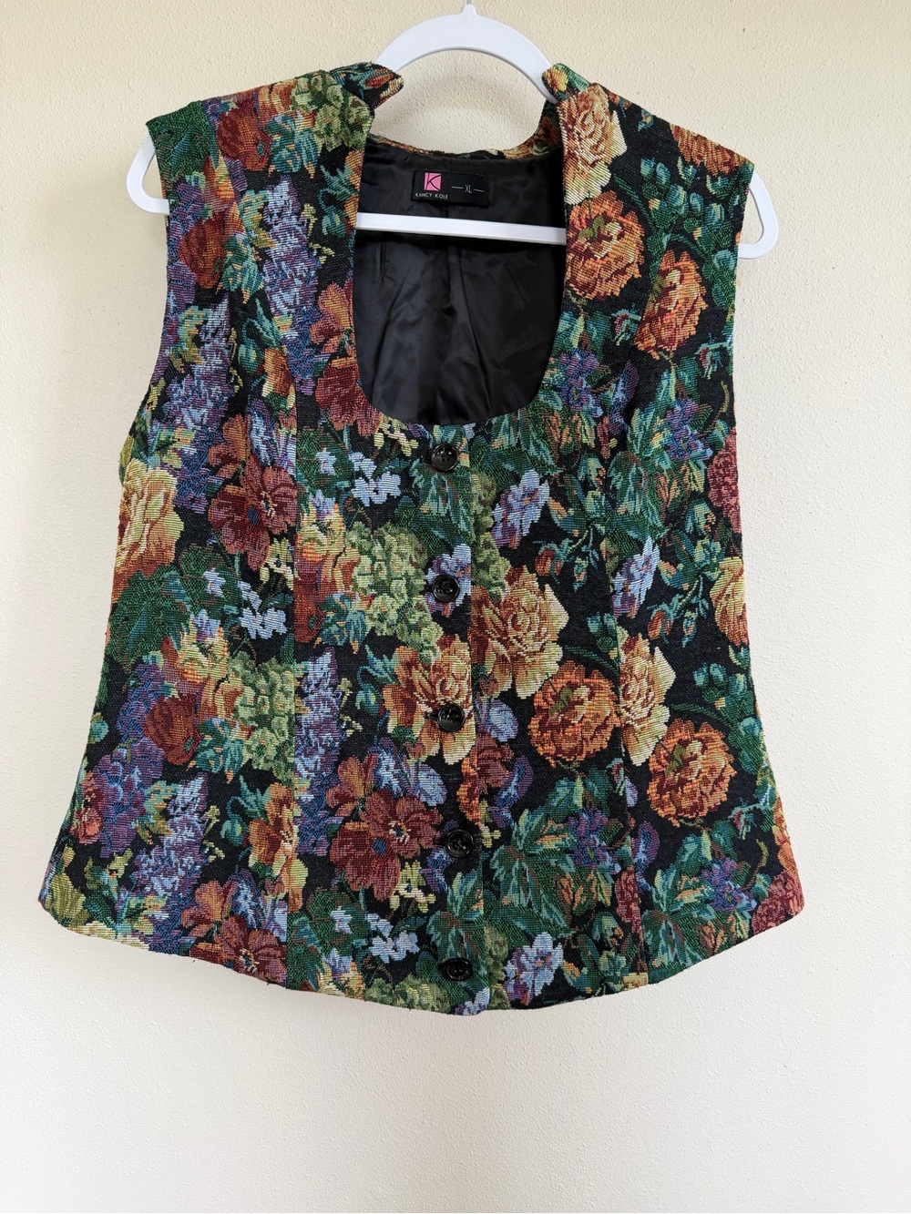 Floral Tapestry Button-Front Vest - Black Multi XL